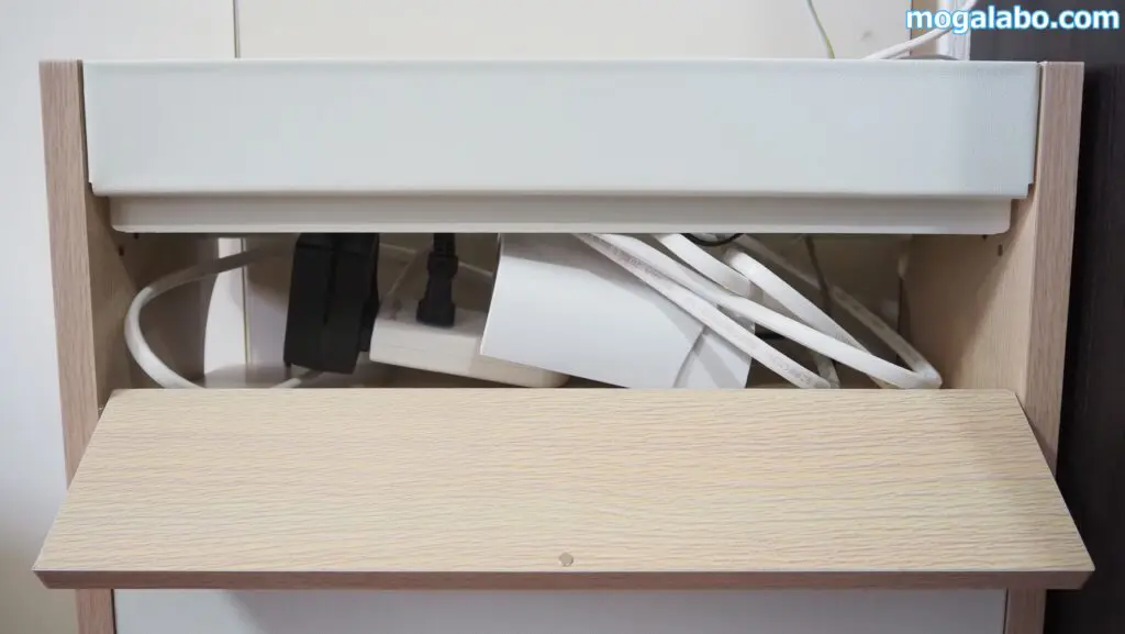 前扉は開けることができる