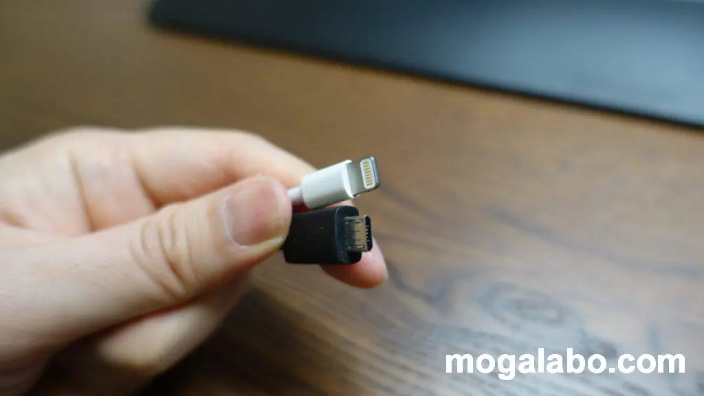 充電ケーブルが煩わしい