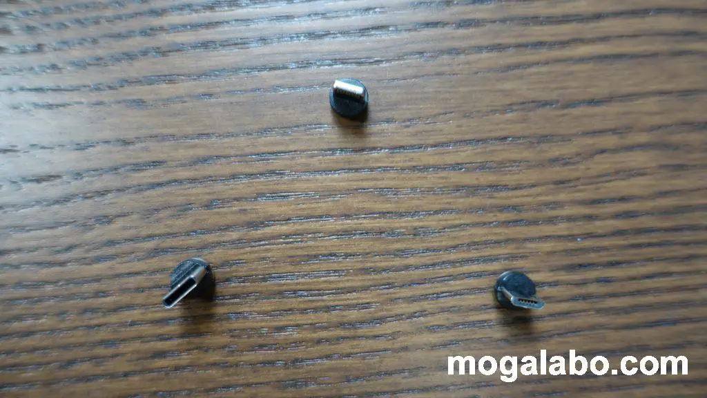 端子はUSB Type-C、lightning、micro USB